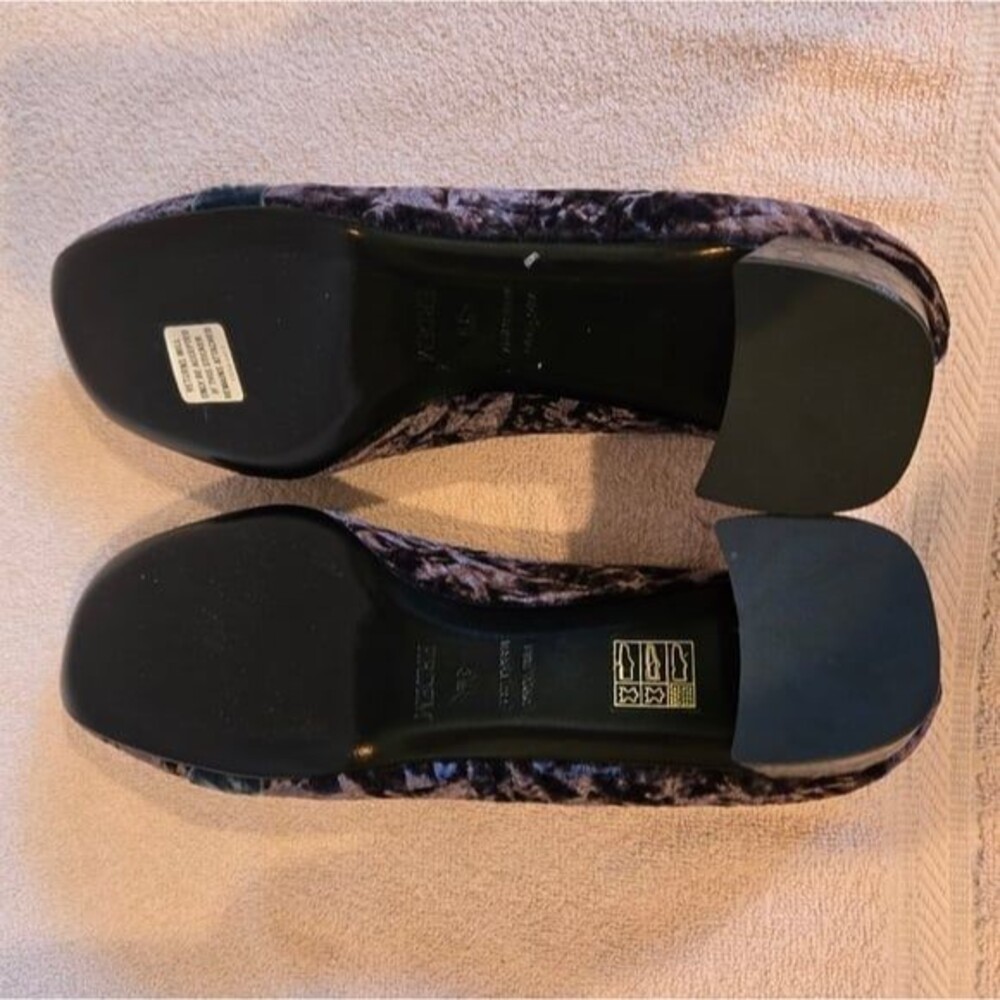 NWOT Erdem Crushed Velvet Heels w/ Bow - Picture 9 of 11